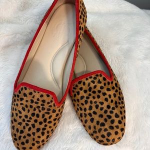 C. Wonder women's conversational smoking flat